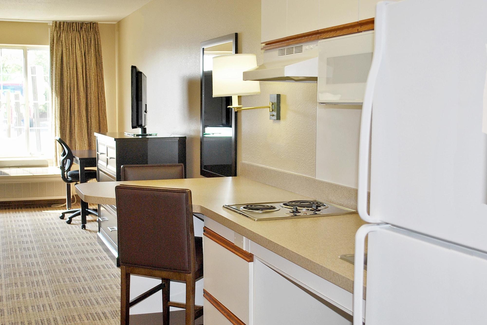 Extended Stay America Suites - St Louis - Westport - Central Maryland Heights Eksteriør billede